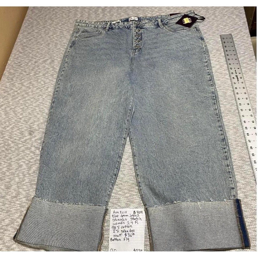 Ava & Viv Blue Denim Jeans straight button fly, stretch NWT women 24R. SKU-B704